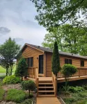 Cozy Cabin with Hot Tub, Fire Pit, Game Room -Near Deep Creek Lake
