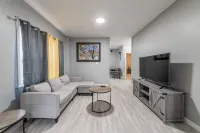 3 bedroom apartment in Cranston, RI