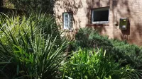 Highly rated 2 bedroom self contained apartment in a fantastic location
