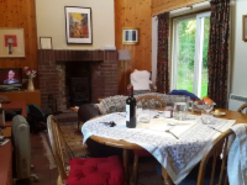 Morrone Cottage - Beautiful mountain cottage, large garden and wonderful views. Hotels in Ballater