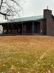 Cozy 2-bedroom cabin with WiFi, AC in serene Big Stone City