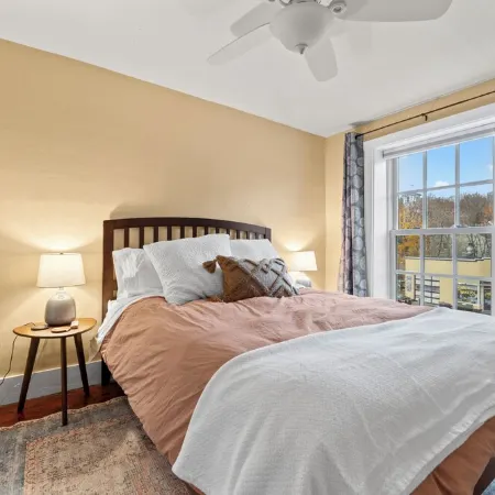 Spacious Downtown Hallowell River View Apartment