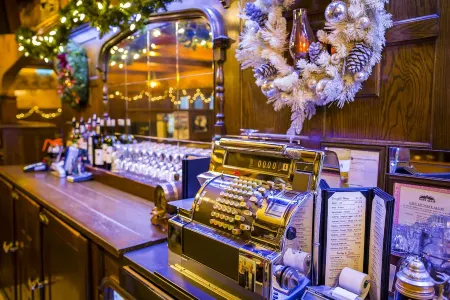 Kegel's Inn - 2 Bedroom - Classic Apartment #5