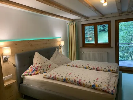 Modern Apartment of directly to the Feldberg ski lifts Отели в г. Тодтнау