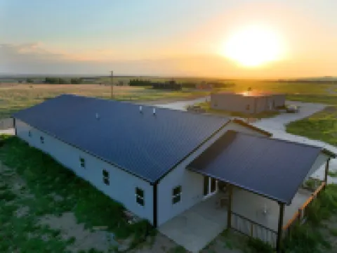 Spacious 8 Bedroom Lodge