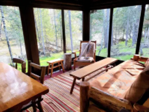 Grayling, MI - Fisherman's Log Cottage on the "Holy Waters" of the AuSable River Hotels in Grayling Township
