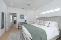 Vilano Beach Vacation Stop. 2 masters, Private Heated pool, Steps to the Beach!