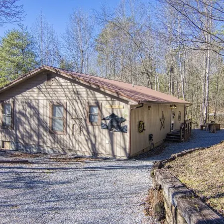 Secluded Cabin w/ HOT TUB, Woodburning Stove, VIEW on PRIVATE 2 acres