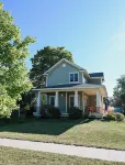 Nonna's-3 Bedrooms, Covered Porch, Private Yard, Walk Everywhere in Leland