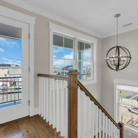 1 Block 2 Beach, Steps to Town, Linens/towels incl