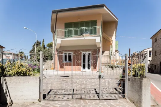 Beautiful and comfortable in the heart of Tuscany