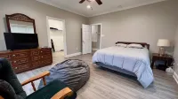 Newly remodeled house on the lake!  Private beach! Near the Gulf of Mexico
