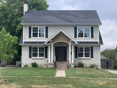 Modern Cheerful Bluegrass Beauty Hotels near Hopemont