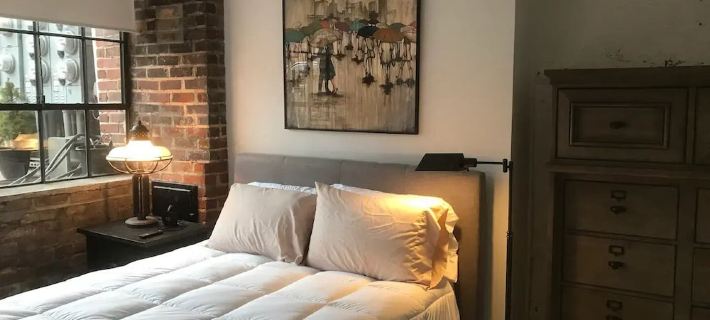 Walkable Downtown Salisbury Fully Furnished Apt. ソールズベリーのホテル