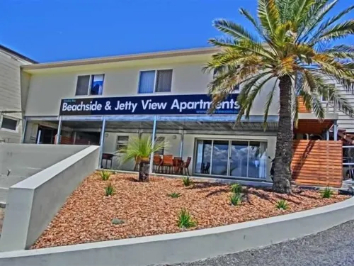 Beachside & Jetty View Apartment 7 (Sea Eagles Nest Apt)<br>