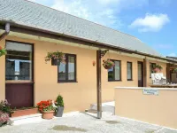 Sunny Corner Self Catering Holiday Cottage on the Lizard in Cornwall.
