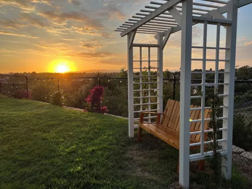 Resort-style Home with stunning views, pool, hot tub, putting green