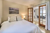 Comfortable, Charming Home Near Outdoor Adventure. Pet Friendly!