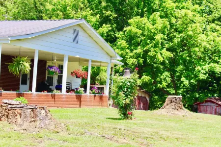 Mema and Pa’s Place