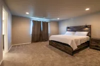 Gorgeous modern farmhouse in Tri Cities, WA Under Sea Adventures Inc附近的飯店
