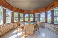 A spacious finely-appointed luxury hideaway, nestled in the Ozark Mountains.