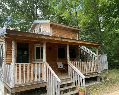 Creek Cottage, in the Ozarks! 約翰遜縣酒店