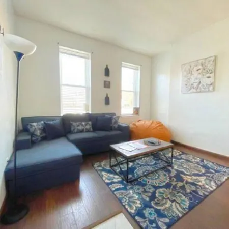 Luxury Spa Bathroom 2Br Walkable to Downtown