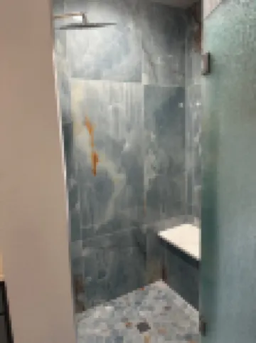 5-bedroom vacation home steps to Lake Texoma