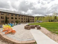 Cozy Private King Suite with Unbeatable Amenities and View in Cedar Breaks Lodge Hotels in Brian Head