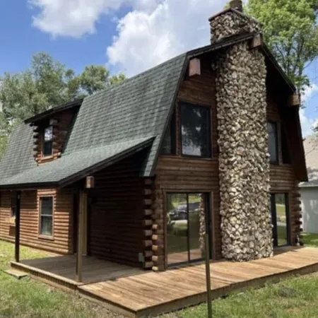 Welcome To Orlando's Chic Cabin! KING BED, FIREPLACE, SAUNA, HOT TUB, GAMES