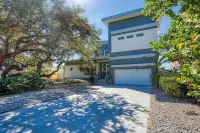 NEW Private Million Dollar Riverfront Retreat