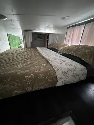 Less is more! Pet friendly Tiny Home near Chicago! 애로헤드 레이크 주변 호텔