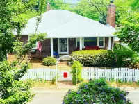 Downtown Greer Cottage ⭐️ Walk to downtown!