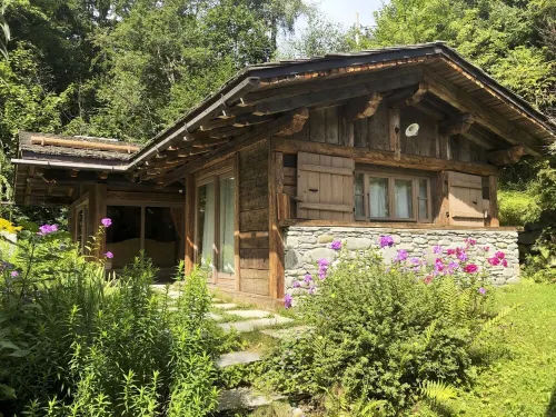 Chalet Vieux Bois: High-end, Charm, Comfort (Sauna), View, River & Forest Hotels in Les Houches