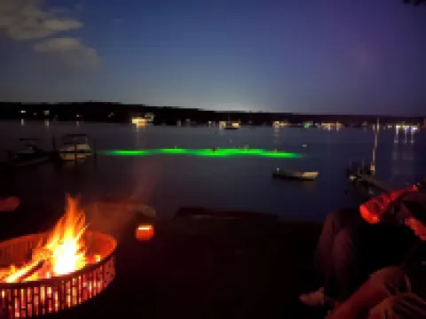 2BED GUESTHOUSE WITH PRIVATE BEACH ACCESS