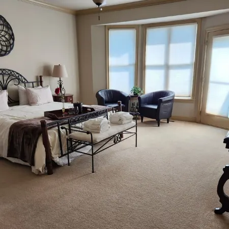 0ver 7,000 Sq ft of tranquil relaxation