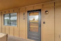 Lake View -Fresh & New-Bass N Sun-Pool-King Bed