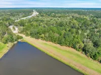 Charming 3-bedroom house in fabulous Magnolia with WiFi and AC by Lake Conroe