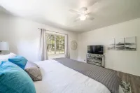 Terryland Cottage - Downtown Hot Springs!
