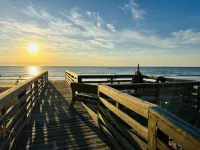 Weekend Seaclusion, Linens, Snacks & Sea Included