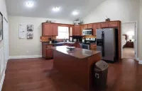 Comfortable In-Town Stay - Clayton, GA