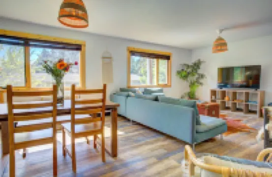 Lovely Spacious Home In Downtown White Salmon