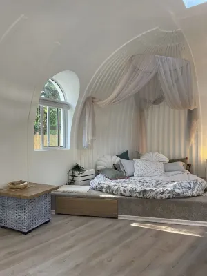 ❌not a tent❌ Unique DOME 💜Blue Moon 💜 Hotels near Five Below