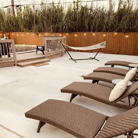 Resortlike 4Bd/2bth private pool tub deck gazebos 5min to beach