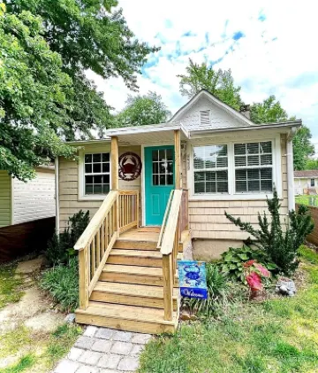 The Blue Crab Beach House - Free beach passes