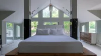 A Large Unique Panoramic Retreat at the Quiet 55-mile mark of Lake of the Ozarks