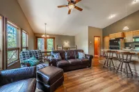 Ski Cabin with Wfmountain Views/ 6 Miles to the Lifts