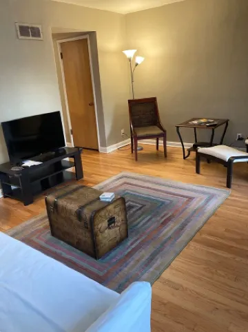 FIFTIES CLASSIC: cozy, convenient, comfortable Отели рядом с достопримечательностью «Музей Транспорта»