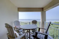 Unique and sophisticated 2 bed/2 bath oceanfront condo