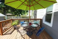 Gorgeous retreat across from yacht club, the Choptank, and IronMan finish line!
